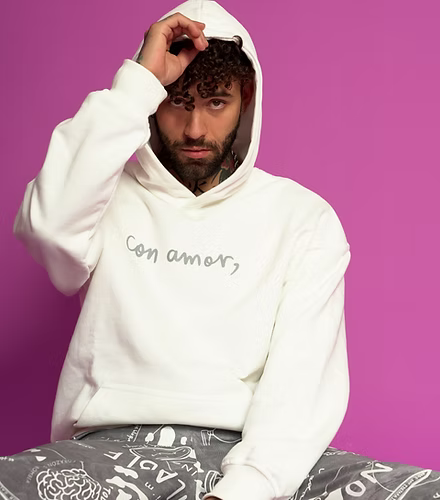 Hoddie color marfil con estampado Gris