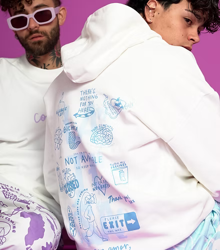 Hoddie color marfil con estampado Azul