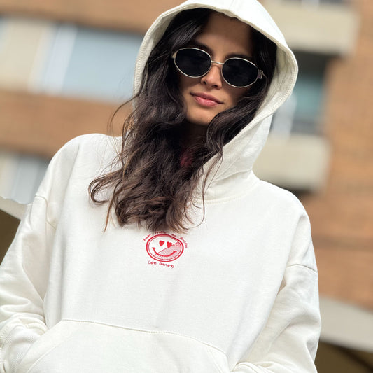 Hoddie blanco con Rojo