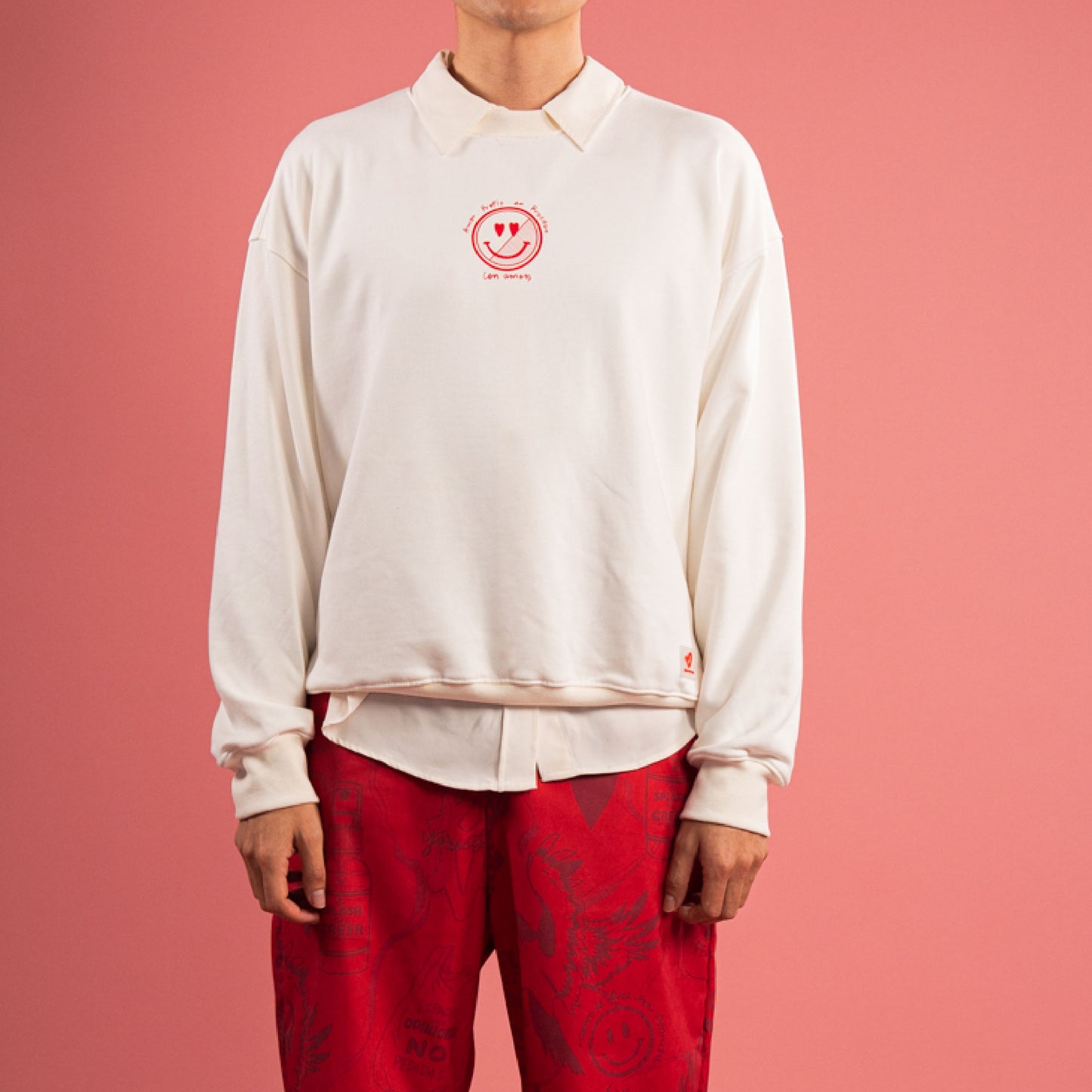 Crewneck hueso estampado rojo