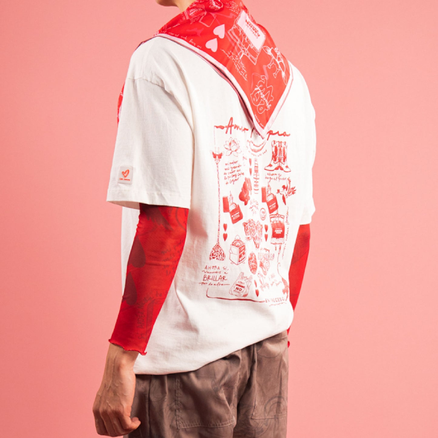 Camiseta Hueso estampado rojo