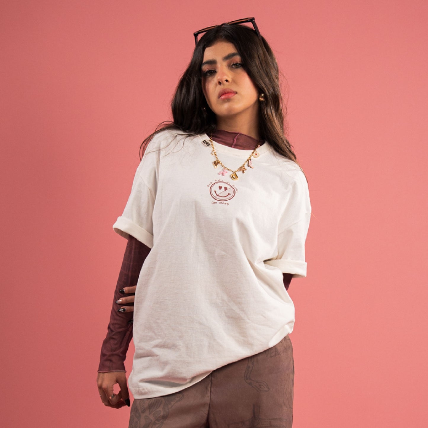 Camiseta Hueso estampado Café